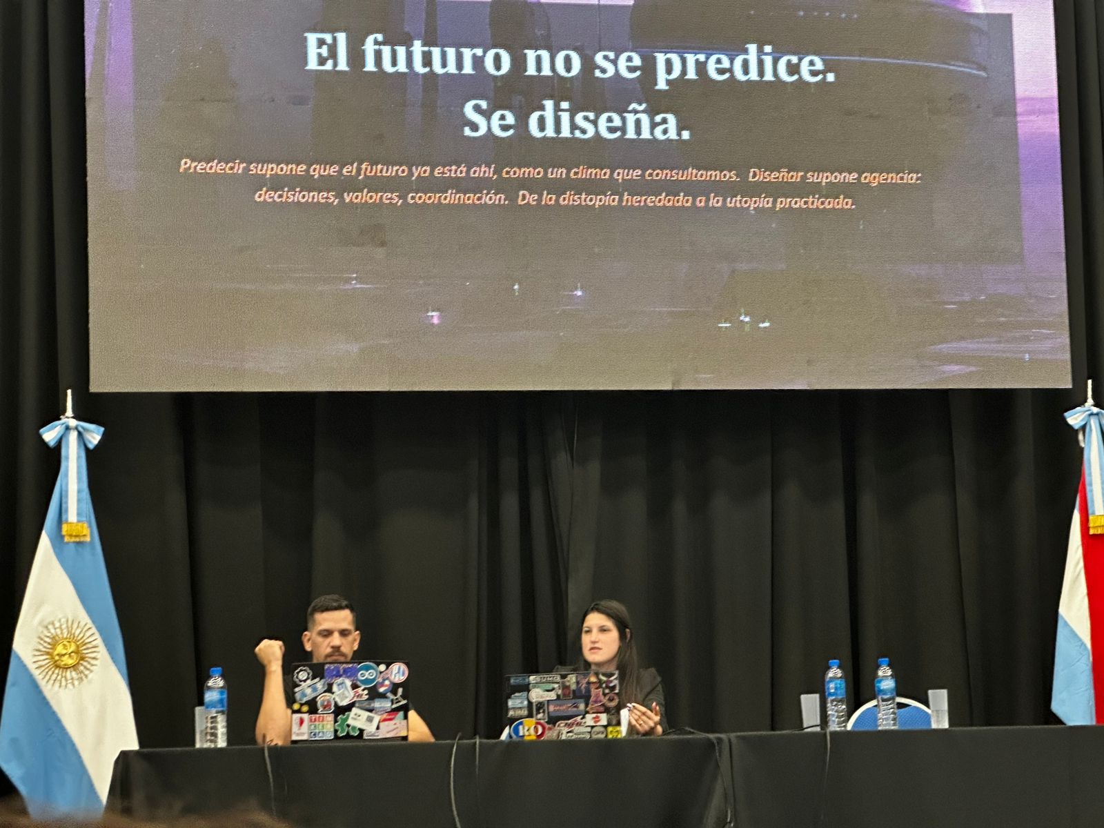 Misiones se destacó en Entre Ríos: la Red Maker disertó en el Congreso Internacional de Robótica y logró nueve podios en la Liga Nacional 